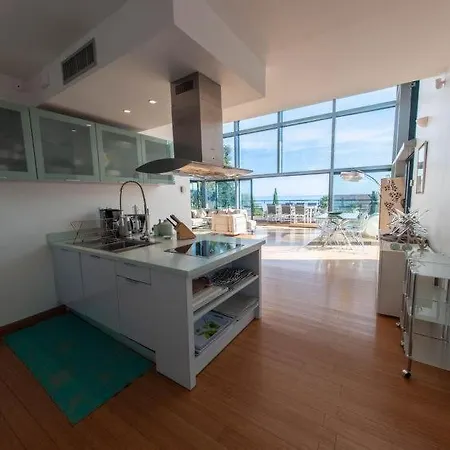 Sleeps 10 Pool Air Con Wifi Corbara