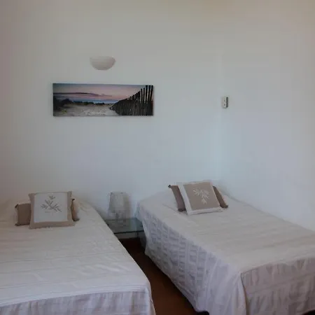 Sleeps 10 Pool Air Con Wifi