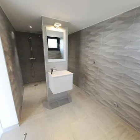 Sleeps 10 Pool Air Con Wifi Дом отдыха Корбара